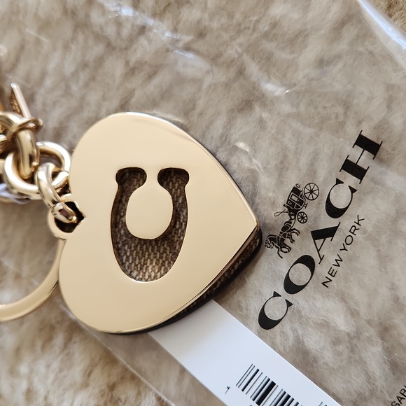 NWT Coach Gold Brown Sig Heart Key Ring or Bag Charm 🔑💛🎁 - Picture 5 of 13